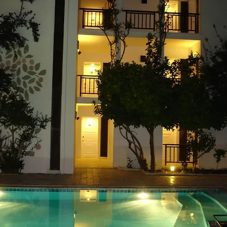 Ece Bodrum Hotel 3*