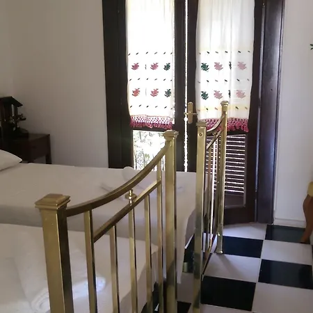 Hotel Ece Bodrum 3*