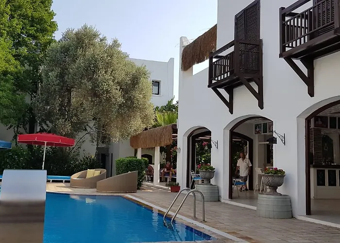 Hotell Ece Bodrum 3*