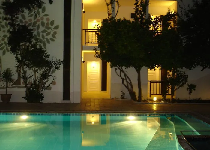 Ece Bodrum Göltürkbükü