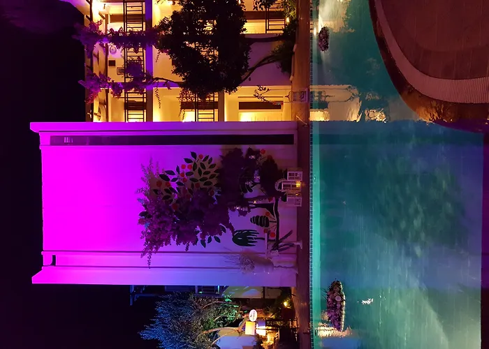 Ece Bodrum Гёльтюрбюку