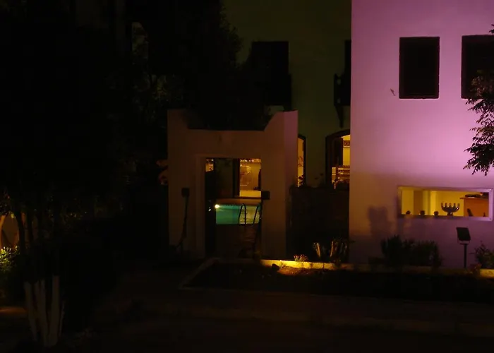 Ece Bodrum Отель