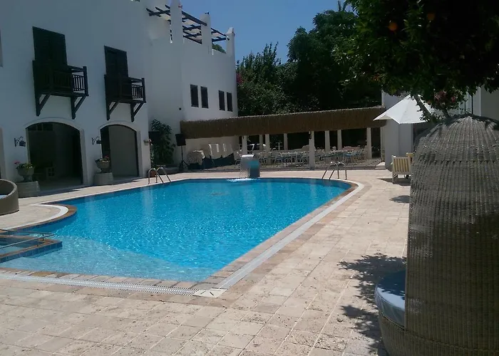 Отель Ece Bodrum 3*