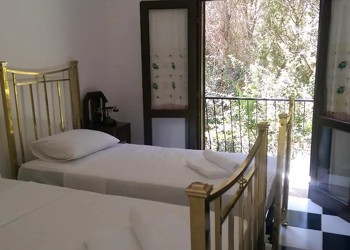 Отель Ece Bodrum 3*